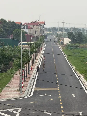Bán đất 107.3m² full thổ cư ngang 4.1m giá 4.95 tỷ tại Đường Phù Đổng Xã Phù Đổng