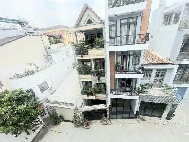 C.H.D.V 4TẦNG - CÓ GARAGE ĐỂ XE- 4*15 - 7PHÒNG - ĐƯỜNG 8M THÔNG - GẦN ĐH CÔNG THƯƠNG - KỀ TRƯỜNG CHINH - CHỈ 7.xT (347)

📞 Liên hệ xem ngay: 0902 106 911