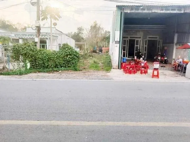 Bán đất mặt bằng kinh doanh buôn bán MT đường Nguyễn Kim Cương xã Tân Thạnh Đông Củ Chi TPHCM, DT: 6x39m.