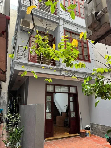 Cho Thuê Nhà Ngõ 324 Thụy Khuê - Tây Hồ 35M² 4 Tầng 3 Ngủ - Nội Thất CB - Ngõ Thông Thoáng - Ở Ngay - Giá Thuê 12tr