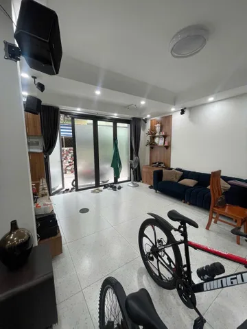 SIÊU PHẨM PHÚ NHUẬN - HẺM OTO 4 CHỖ ĐỖ CỬA - 5 TẦNG BTCT - THANG MÁY XỊN SÒ - HỒ CÁ KOI - NỘI THẤT SANG TRỌNG - 5 PN - 7 WC NHỈNH 16T
