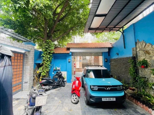 BIỆT THỰ VIP K300 – HOÀNG HOA THÁM – KHU CỘNG HÒA, TÂN BÌNH