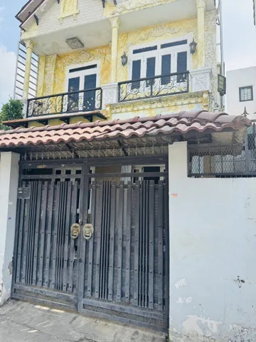 GẤP !!!
CHỦ NHÀ CẦN BÁN GẤP NHÀ MẶT TIỀN XE HƠI VI VU QUA LẠI VÕ VĂN KIỆT AN LẠC 8X12 NHỈNH 6 TY(B6)