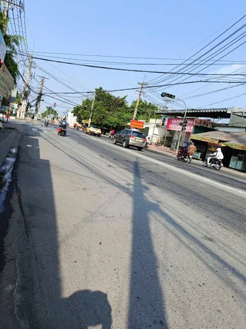 Mặt tiền Tỉnh Lộ 2
Ngang 5m dài 28m – diện tích đẹp cực hiếm khu này
Sổ riêng thổ cư, xây dựng tự do
Khu dân cư đông kín, kinh doanh gì cũng chạy
Kết nối Liêu Bình Hương – Tỉnh Lộ 8, đi đâu cũng tiện
Liên hệ: 0987967469