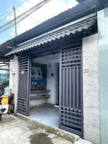 CHỦ CHỐT 1,9 TỶ CĂN NHÀ CẤP 4, SHR, DỌN Ở NGAY 0773899156