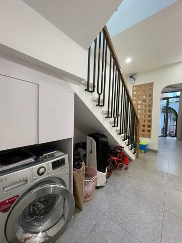 HẺM 513 PHẠM VĂN BẠCH - 52 M2 - 2 TẦNG BTCT - NỞ HẬU NHẸ - TẶNG NỘI THẤT - NHỈNH 5 TỶ