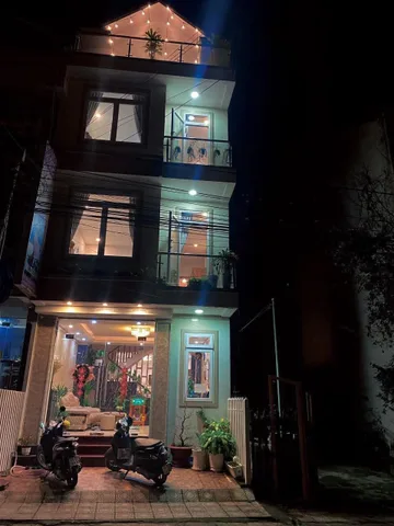 Cho thuê khách sạn 12 phòng Yersin, phường9, Đà Lạt 25 triệu/tháng