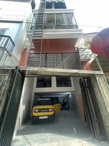 BÁN TÒA NHÀ CHDV ĐƯỜNG BÙI XƯƠNG TRẠCH. 90M2 - 6 TẦNG. THANG MÁY. 19 PHÒNG KHÉP KÍN.