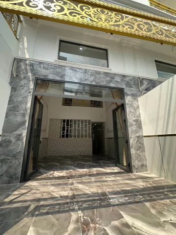 CỰC PHẨM LÊ VĂN QUỚI - NHÀ 5 TẦNG CÓ THANG MÁY - Ở NGAY