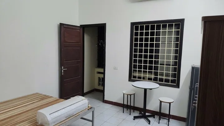Cho Thuê nhà nguyên căn ngõ 234 đường Trường Chinh, Đống Đa, Hà Nội 
Diện tich ; 50m2 x 2 tầng 1 tum. 8tr/1tháng