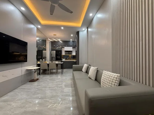 Bán nhà riêng 5 tầng mới mặt tiền 3.5 ô tô cách 100m