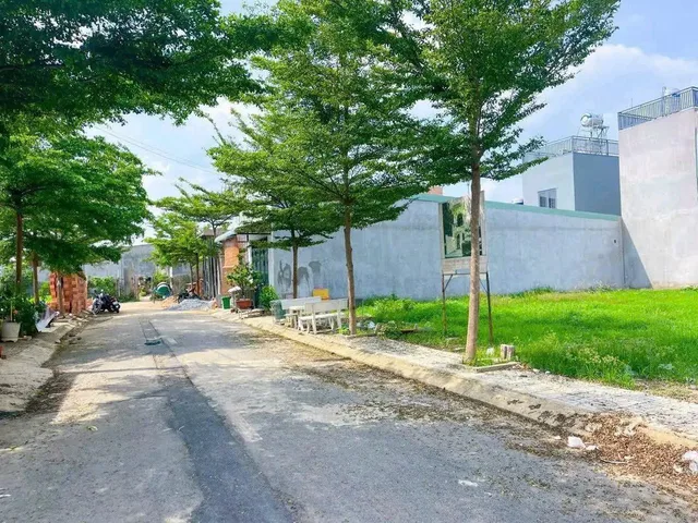 CHỊ RUỘT EM CẦN BÁN SỈ CHỤC LÔ ĐẤT KHU DÂN CƯ MỚI
