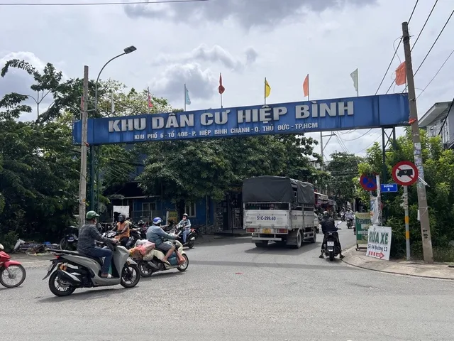 🚨🏘️ BIỆT THỰ KDC SÔNG ĐÀ HIỆP BÌNH 200M2 NHÀ 3 TẦNG  GIÁ 23 TY SÁT TRỤC PHẠM VĂN ĐỒNG, GẦN  KĐT VẠN PHÚC, TTTM GIGAMALL