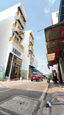 Bán nhà 52m²  4×13m² giá 8.2 tỷ  Phường Bình Hưng Hòa