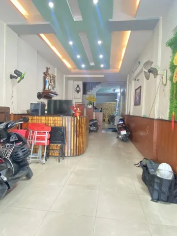 Mặt Tiền Đường Tân Hương, DT: 84m² full thổ cư ngang 4,2m giá 16.5 tỷ tại Phường Tân Sơn Nhì