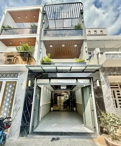 Nhà đẹp giá ngộp chỉ 1 căn tại Tân Vĩnh,Q4 giá 4 tỷ700/88m2. Có SHR sang tên công chứng trong ngày