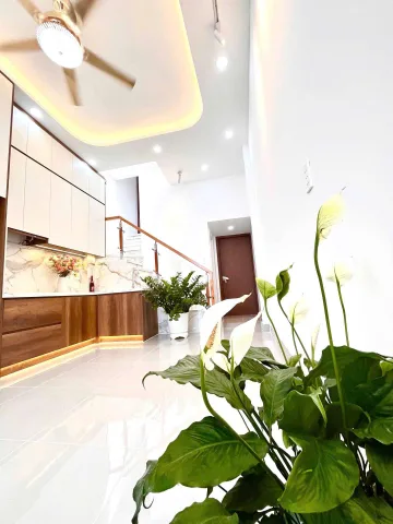 B.Á N N.H.À SỔ RIÊNG - QUẬN 7 - GẦN NGUYỄN THỊ THẬP