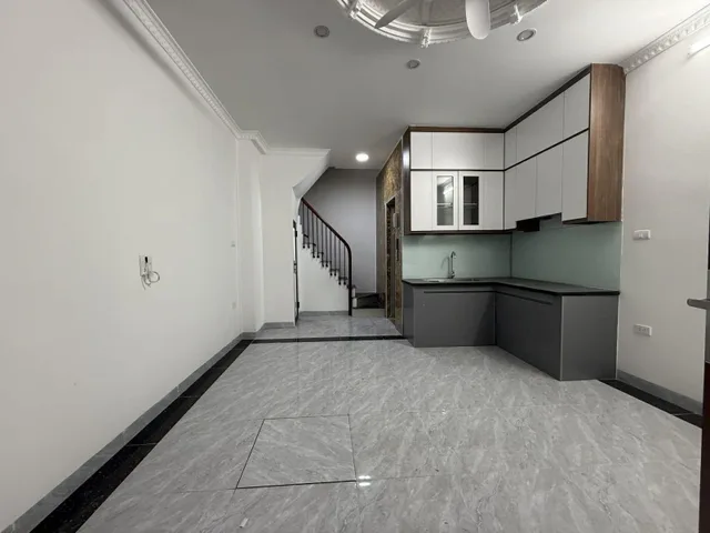 BÁN NHÀ XUÂN ĐỈNH-30M2 X 5 TẦNG- MT 4.2M- THANG MÁY- GẦN Ô TÔ- NGOẠI GIAO ĐOÀN