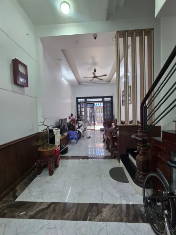 Hẻm 6m đường Tân Hương, 60m2, 5 tầng, 6PN, nhà đẹp, vị trí đẹp, Chỉ 8.75 tỷ