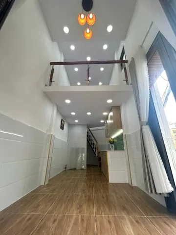 HƠN 2 TỶ CÓ NHÀ HẺM XE HƠI THÔNG ÂU CƠ, MẶT BẰNG KD