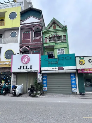 VIP
👑👑👑 BÁN NHÀ 3 TẦNG MẶT QL 38 TÂN PHÚC
ÂN THI, HƯNG YÊN