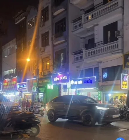 6T, 2 Mặt Tiền Oto, Sát Phố, Trong Khu ĐH Sư Phạm, KD Sầm Uất Ngày Đêm , 17,5 Tỷ.