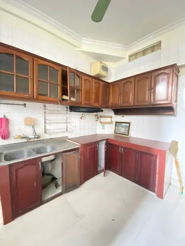 Cho thuê nhà nguyên căn ngõ 156 Kim Ngưu, HBT, Hà Nội
DT 60mx4 Tầng 4 ngủ -13,5tr/1tháng