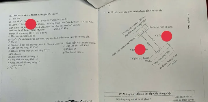 Bán nhà mặt chợ Đầm Triều, kinh doanh thuận tiện, giá đẹp