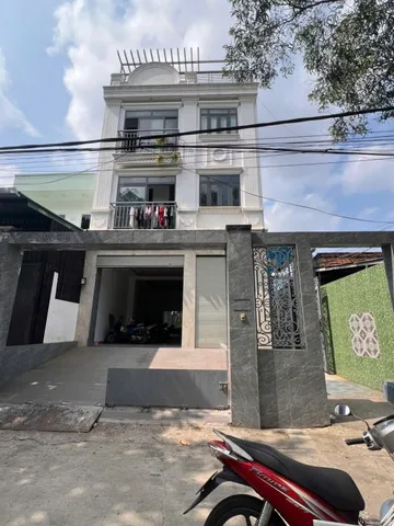 Bán CHDV 15 Phòng 215m2 (8x27) 1Trệt 2 Lầu đúc, thu nhập 40tr, ngay chợ Bình Chánh