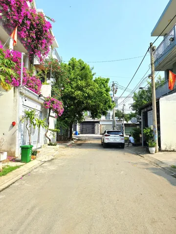 🚗 BÁN NHÀ 2 TẦNG - 64M2(4*16), HOÀN CÔNG, 4PN( CÓ P. TRỆT ) - KHÔNG QH - NHÀ HẺM XE HƠI - GẦN UBND, CHỢ - P TRƯỜNG THẠNH.(A)