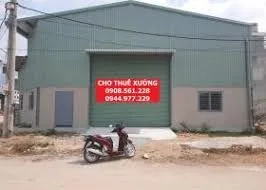 Nhà xưởng cho thuê phường hiệp thành quận 12 dt: 400m giá 30 triêu lh: 0944977229
