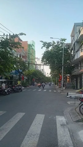 Mặt tiền KD - TÒA CHDV Nguyễn Ngọc Nhựt,  7 Tầng. Ngang 8M dòng tiền 150tr/ tháng