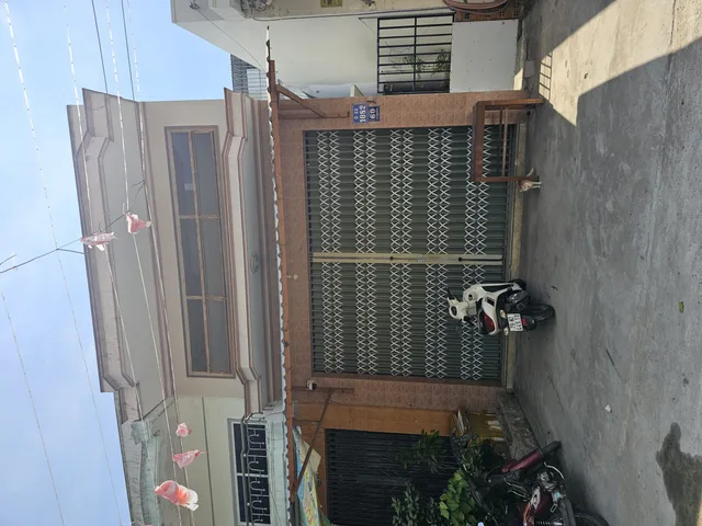 Bán nhà 96m² full thổ cư ngang 6m giá 5.3 tỷ tại Đường Lưu Hữu Phước Phường Nam Nha Trang