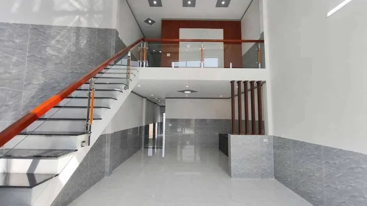NHÀ GÁC LỬNG – HẺM 1 SẸC HƯƠNG LỘ 9 – GIÁ CHỈ 1 TỶ 850