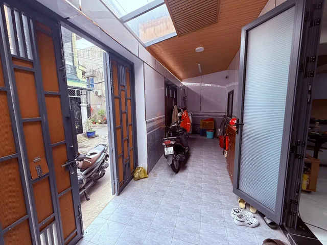 NHÀ ĐẸP TÂN HÒA ĐÔNG - Hẻm Xe Hơi Thông - CHỈ 4.8 Tỏi .