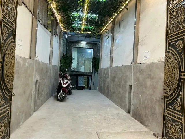 CHÍNH CHỦ CHO THUÊ VĂN PHÒNG - QUẬN CẦU GIẤY Vị trí đắc địa – Diện tích rộng – Tiện nghi hiện đại
