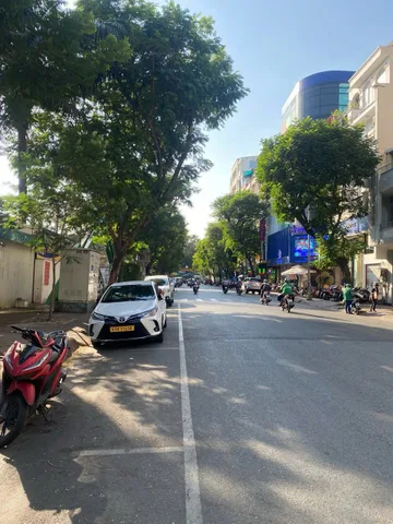 Chính Chủ Bán Nhà Mặt tiền 374 Cao Thắng – Giá 33,5 tỷ
