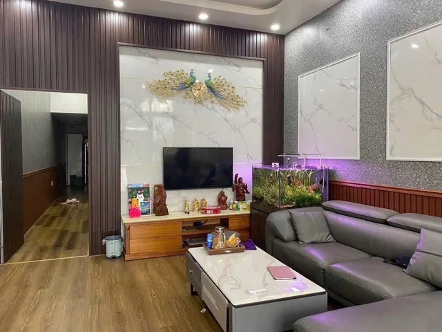 BÁN NHÀ MẶT ĐƯỜNG THIÊN LÔI - KINH DOANH SẦM UẤT - SẴN NHÀ Ở LUÔN