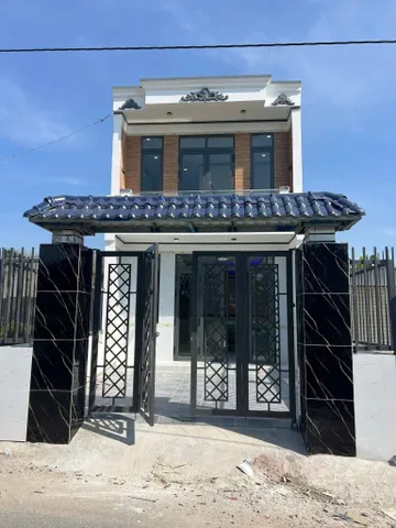 Bán nhà 82m² có sẵn 60m² thổ cư ngang 5m giá 2.1 tỷ tại Phường Tây Nam
