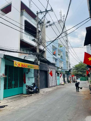 Nhà gần Công viên Đầm Sen – 67m² – hẻm sạch – pháp lý chuẩn