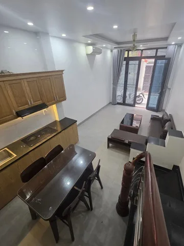 BÁN NHÀ ĐỨC GIANG, VIỆT HƯNG, NGÕ Ô TÔ ĐỖ CỬA,THÔNG, NỞ HẬU, HAI THOÁNG   5 TẦNG - 7.65 TỶ, NƠI BÌNH YÊN GÕ CỬA , TÂM ĐIỂM SỐNG