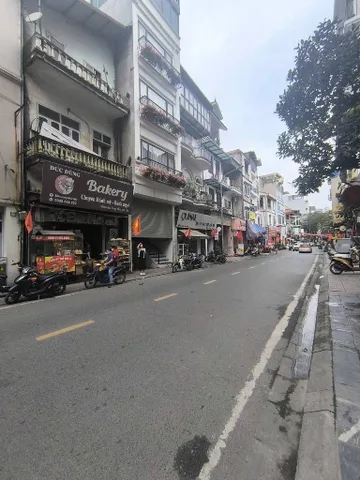 🏡TRUNG TÂM PHÚC ĐỒNG - LONG BIÊN-VÀI BƯỚC CHÂN RA OTO - TẶNG NỘI THẤT - GIÁ CHỈ 7 TỶ NHỈNH

👉Vị trí đẹp trung tâm phường Phúc Lợi, oto cách 15m, ngõ thoáng, hàng xóm nhà giàu Vinhomes Riverside. + Khu vực đang phát triền chóng mặt, bao quanh toàn  biệt 