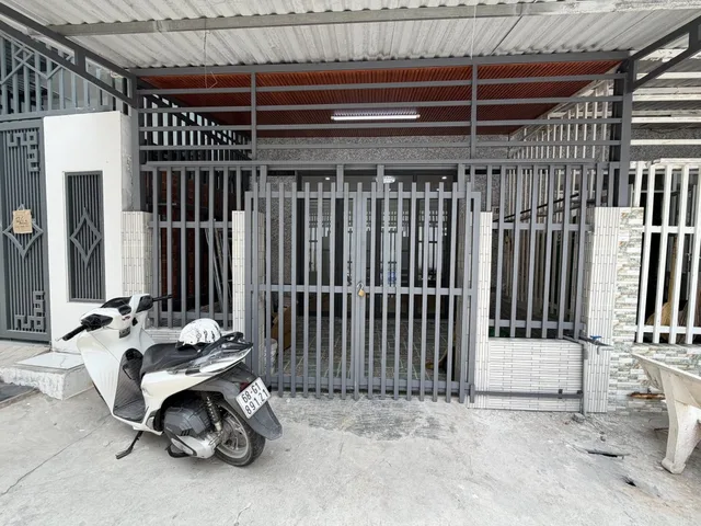 Bán nhà hẻm Sương Nguyệt Ánh - Phường Vĩnh Lạc cũ!