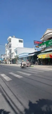 Bán nhà 40.7m² có sẵn 40m² thổ cư ngang 4m giá 1.85 tỷ tại Đường Trịnh Thị Miếng Xã Đông Thạnh