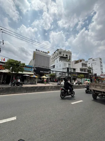 Bán Nhà Quận 7, DT 42m2, Có 3 Phòng Ngủ, Phòng Ngủ Trệt, Giá 4.55 Tỷ. Huỳnh Tấn Phát Phú Mỹ Hưng