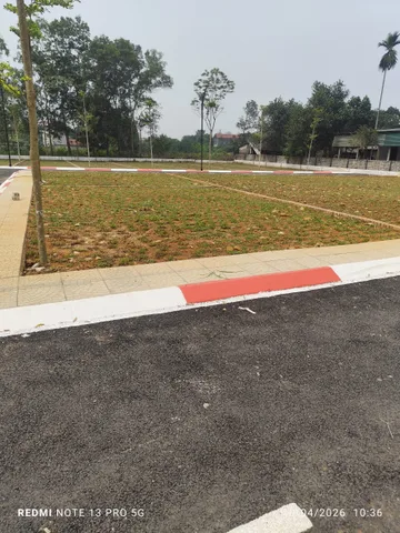 Hàng f0 chủ cần tiền cắt lỗ sâu. Đất sát gần chục chính. Gần trường. Uỷ ban. Chợ.