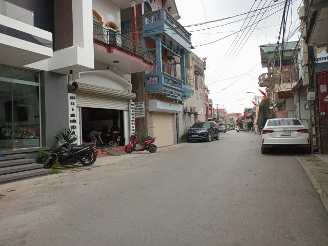 Trục kinh doanh đông mai chỉ đạo kinh doanh mọi ngành nghề, xe tải tránh