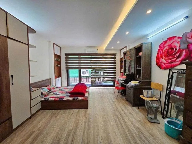 Cho Thuê Nhà Ngõ 132 Cầu Giấy 35M² 5 Tầng 3 Ngủ - Ngõ Rộng - Khu Vực An Sinh Tốt - Giá Thuê 16tr