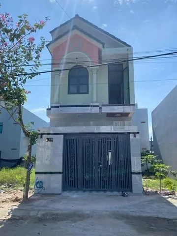 Bán nhà 82.8m² full thổ cư ngang 4.6m giá 2.55 tỷ tại Đường N3 KDC phường Trường An nay là Phường Long Châu, tỉnh Vĩnh Long