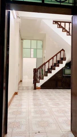 CHO THUÊ NHÀ NGUYÊN CĂN 3 TẦNG KHU VỰC KHƯƠNG ĐÌNH – Ô TÔ ĐỖ CỬA GIÁ 12 TRIỆU